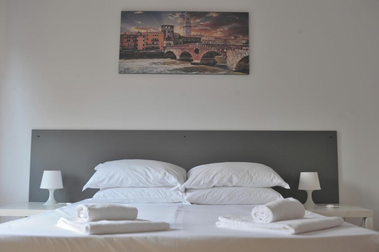 B&B Foroni 29 Верона Екстериор снимка